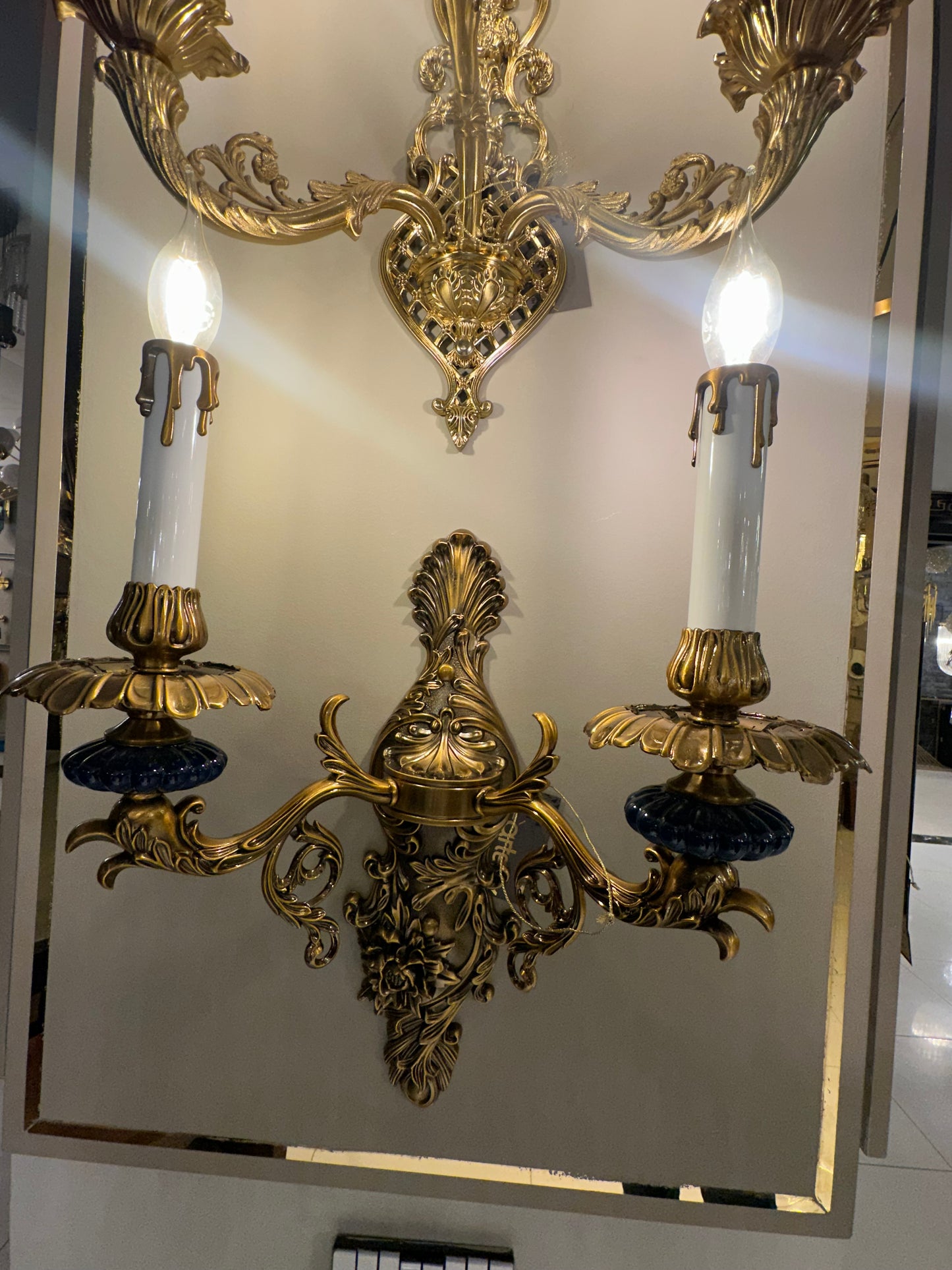 Candlecrest Wall light