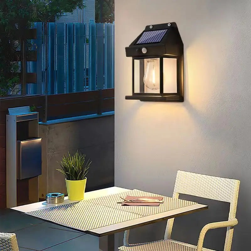Solar motion Wall Light