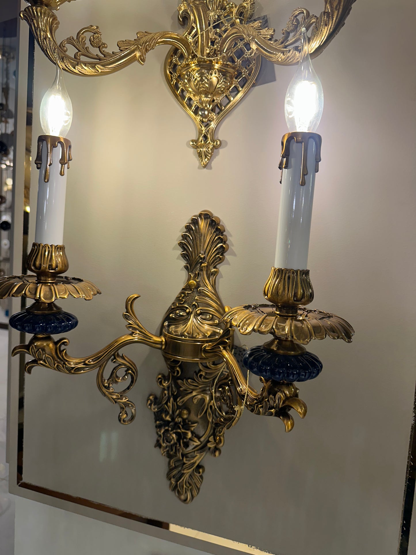 Candlecrest Wall light