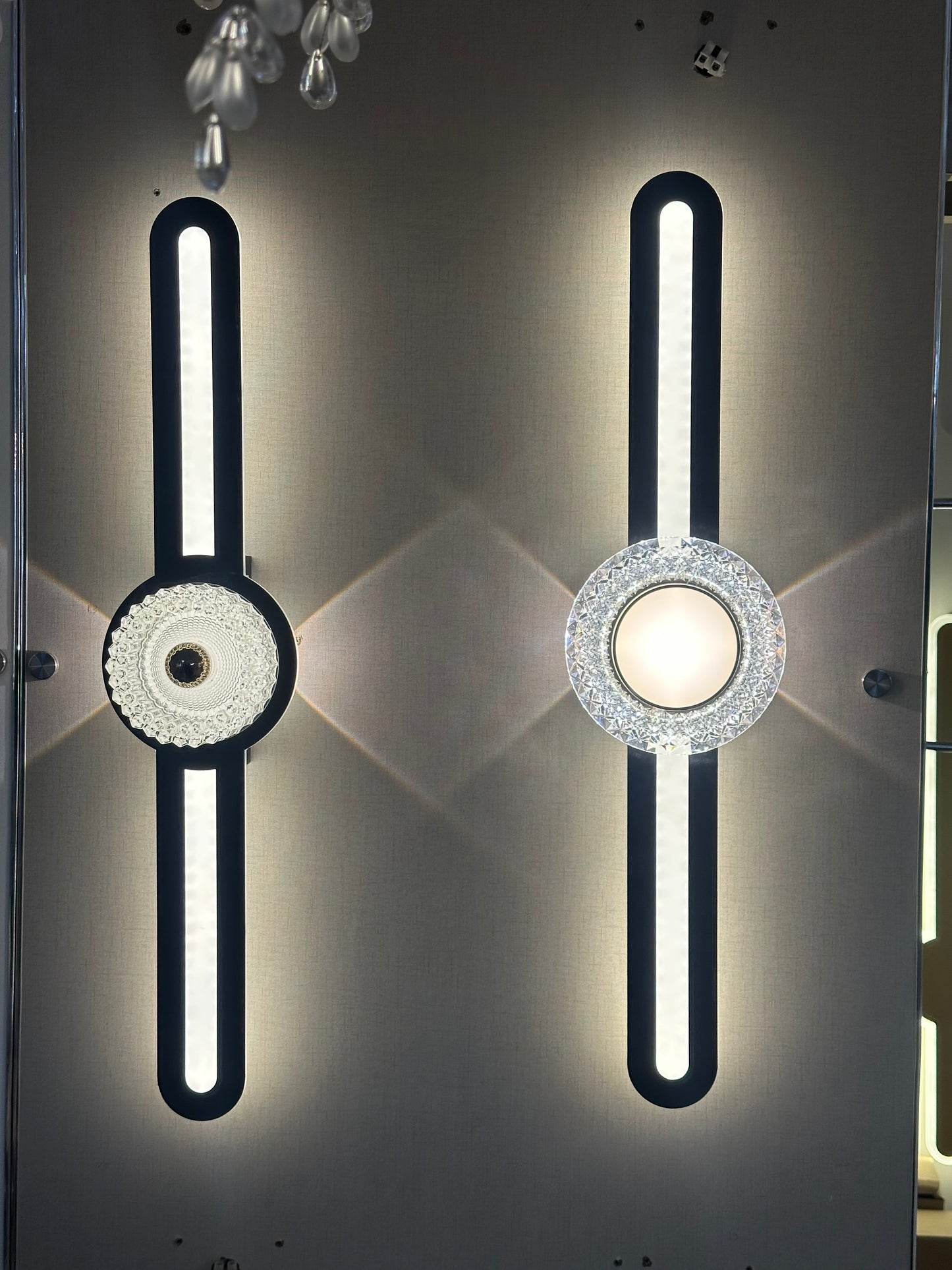 SleekRay Modern Linear Wall Light