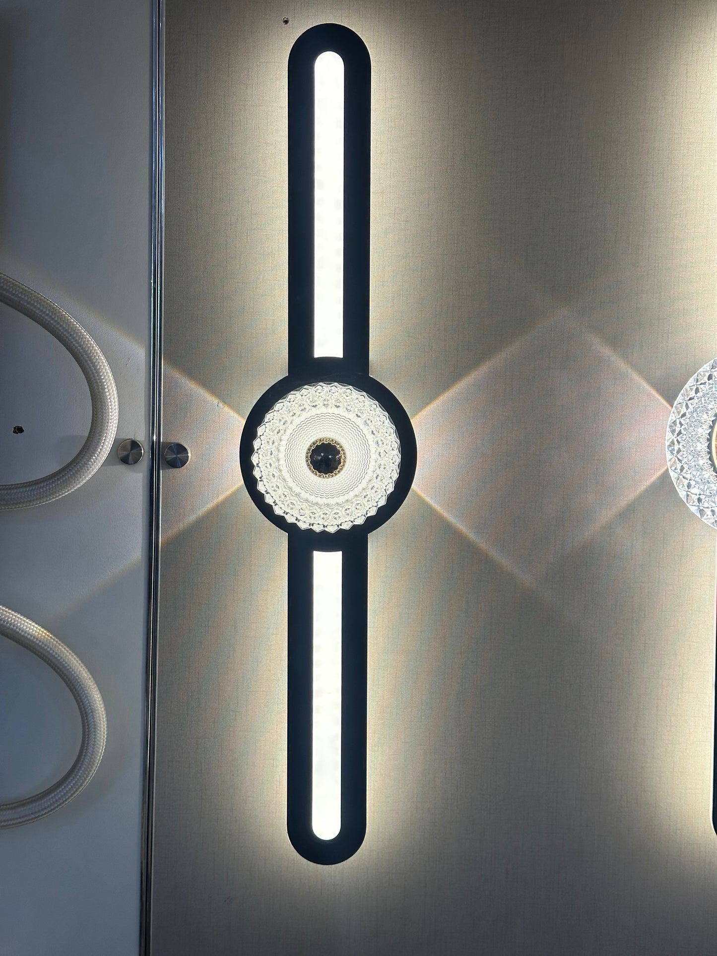 SleekRay Modern Linear Wall Light