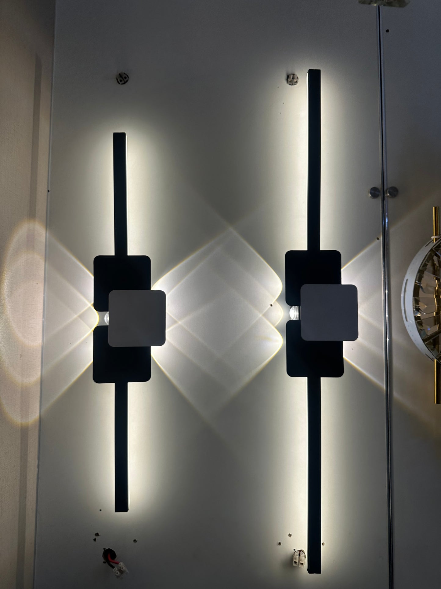 Nadeem Lights – SleekLine LED Wall Light